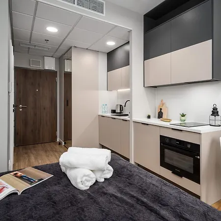 Apartment Wola Warschau