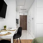 Wola Apartamento